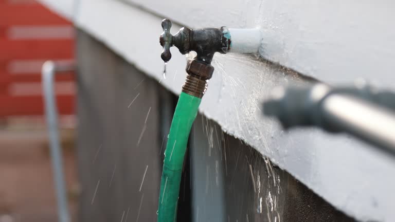 Affordable siding repair and maintenance services in Shreve, OH